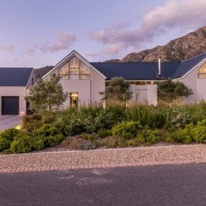 525-WWS26369-Franschhoek