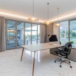 576-WWS26369-Franschhoek